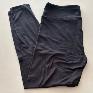 LuLaRoe Black T/C leggings